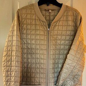 Athleta Grandview PrimaLoft Shell Quilted Jacket in Light Beige Size Small